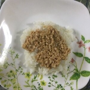 こんぶ出汁の納豆ごはん